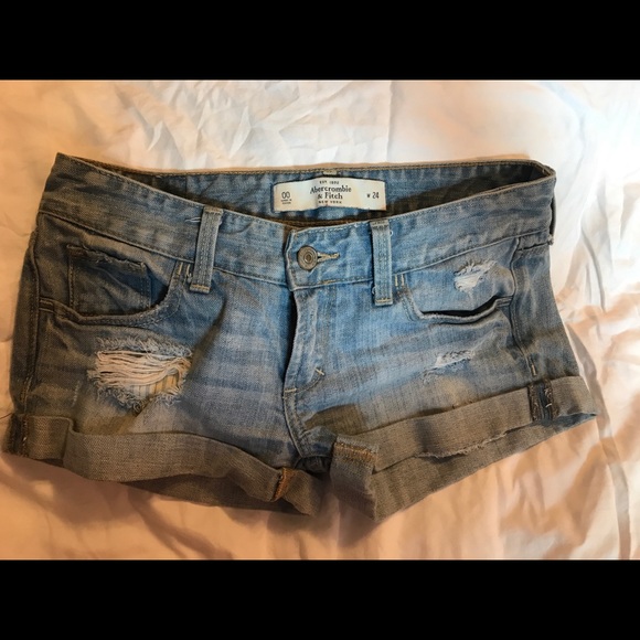 Abercrombie & Fitch Pants - Abercrombie and Fitch size 00 Denim Shorts